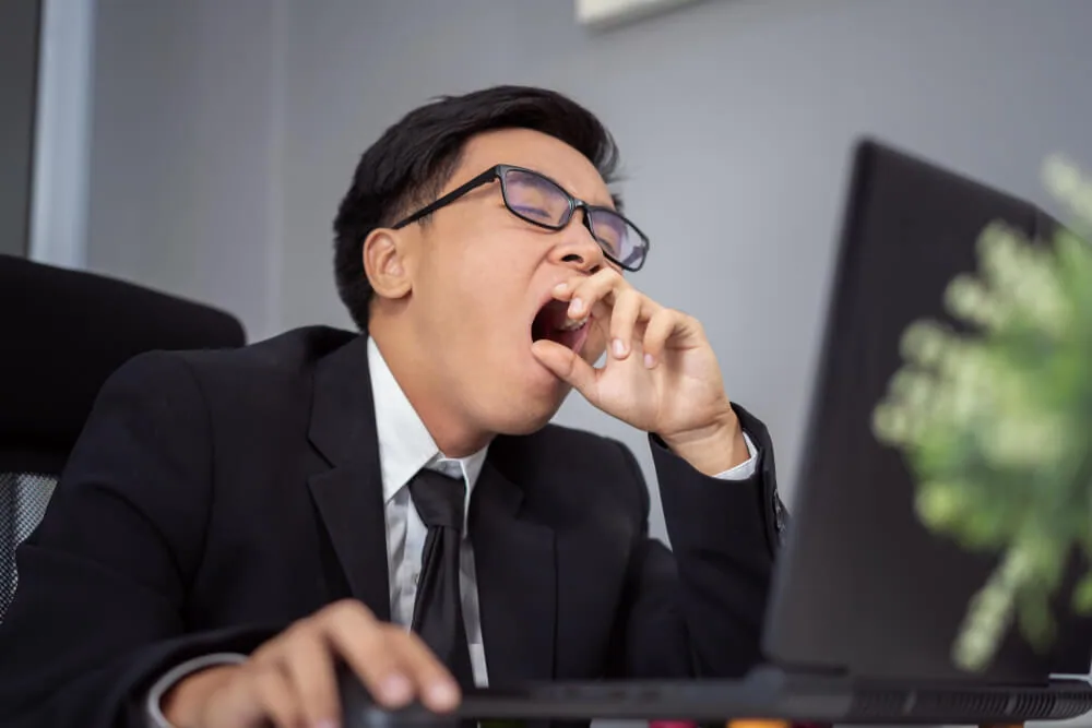 仕事にやる気がない上司 働かないおじさん