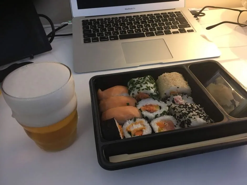 洋食に飽きて寿司を食べる