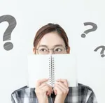 考えている顔