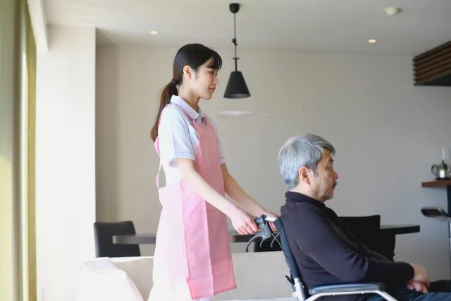 介護士