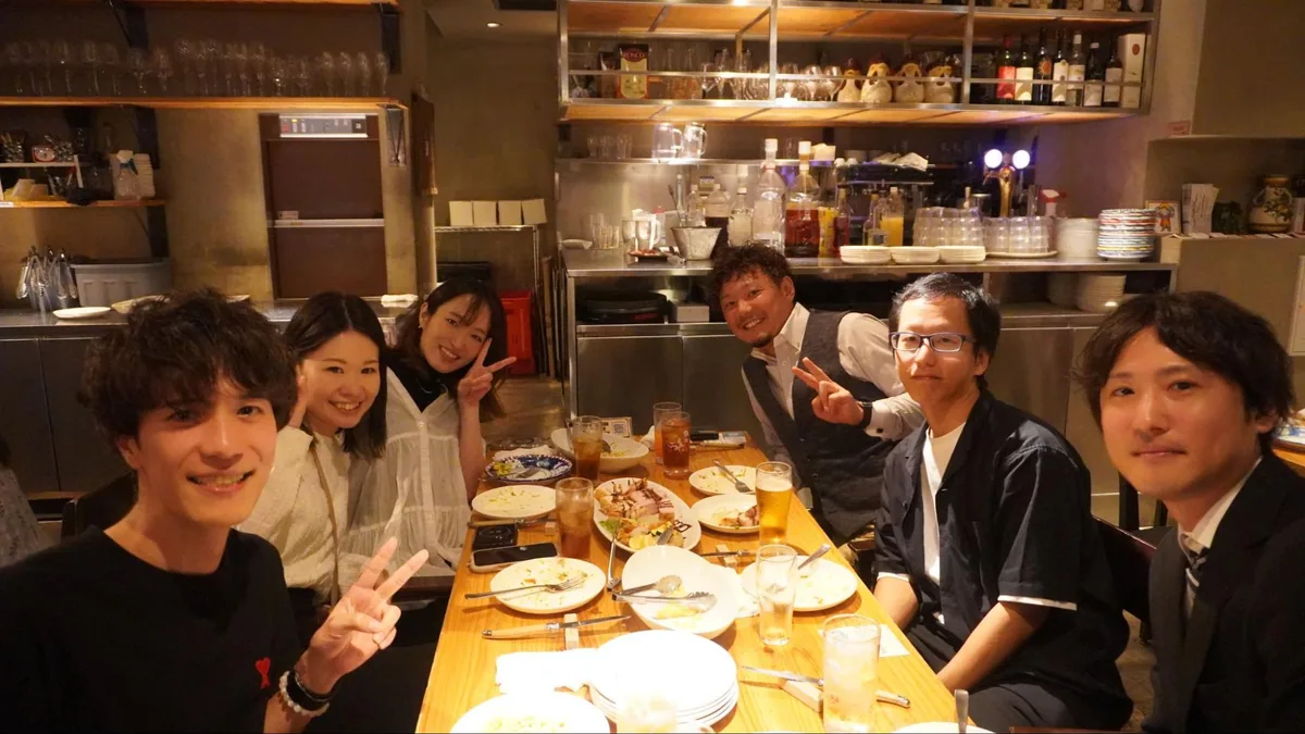 懇親会の様子