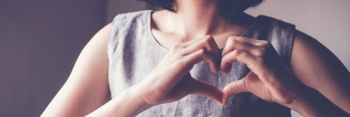 愛を持って人に接したい女性