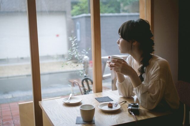 カフェでボーッとする